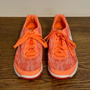 Nike Women’s Flex Experience RN 5 Orange Running Shoes Size 7